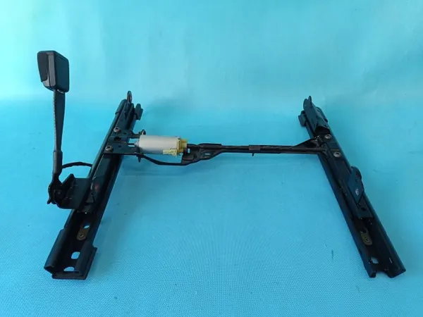OEM 8V4881184 Passagerarsätesmotor för Skoda Superb 3 image 7