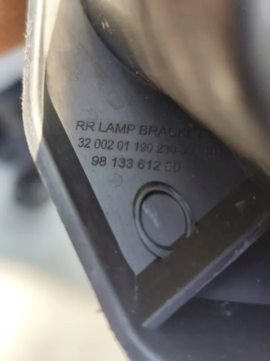 CITROEN C3 III Conjunto de deslizadores de para-choque traseiro OEM image 2