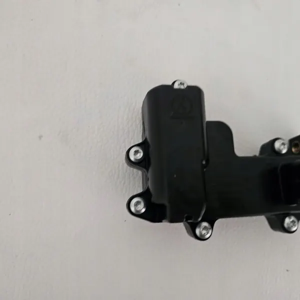 Strap de porte Tesla OEM 104535400B côté droit image 4