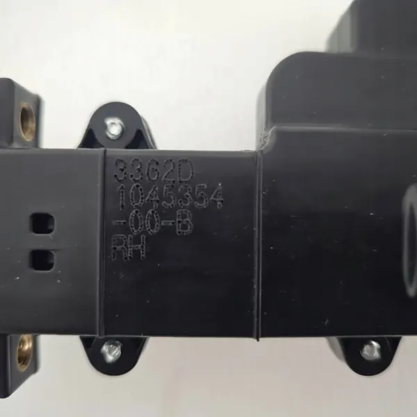 Strap de porte Tesla OEM 104535400B côté droit image 6
