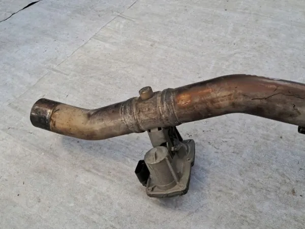 Flange de escape OEM 5Q0253691H para VW image 3