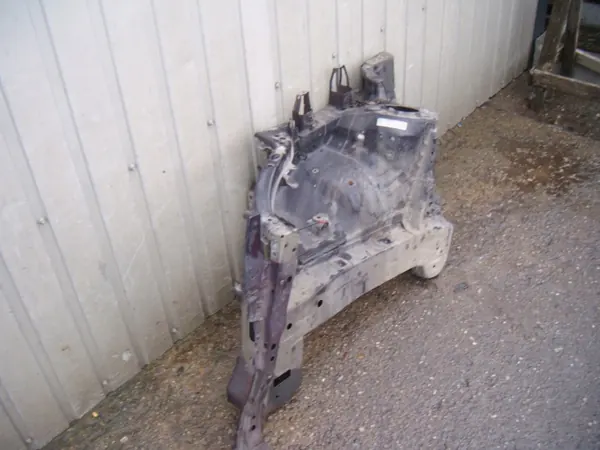 Toyota Verso 09- Främre Höger Sill OEM image 4