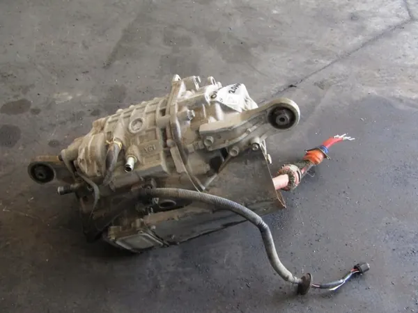 Motore posteriore F1E1A-2-B5Z Mitsubishi Outlander III 2.0 PHEV image 3