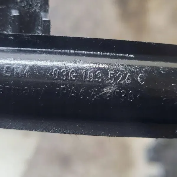 Oil Pump VW TIGUAN 03G103526C diesel 2009 image 3