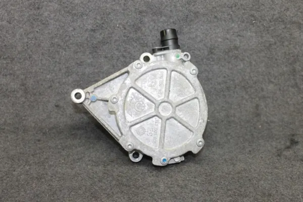 BMW Vakuumpumppu OEM 7622380 N20/N26 moottoreille image 2