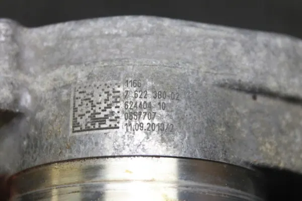 BMW Vakuumpumppu OEM 7622380 N20/N26 moottoreille image 6
