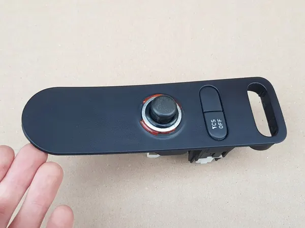 Bedienfeld Tunnel / SEAT ALTEA - TOLEDO III - LEON II image 6