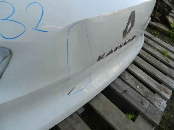 Rear Trunk Lid Renault Kadjar image 2