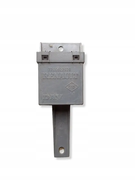 Opel Central Lock Module OEM 7700822928 - Used image 2