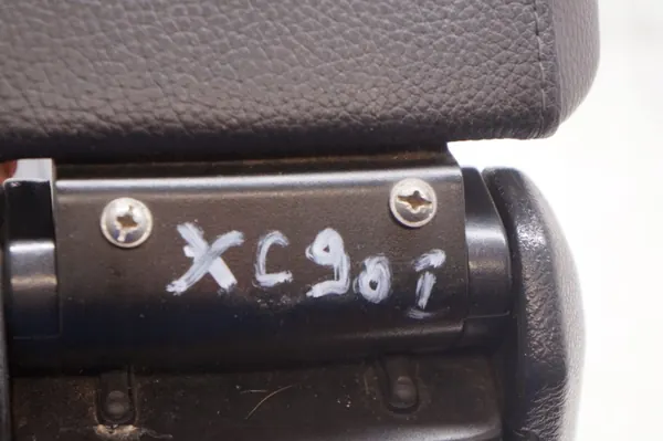 Volvo XC90 I Mittarmstöd Trä Läder OEM image 5