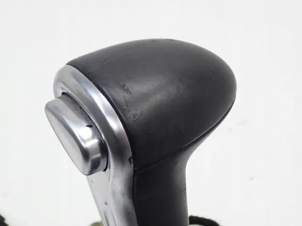 OEM 4L1713041R Vaihteenvalintalinkki Audi Q7 3.0 TDI:lle image 10
