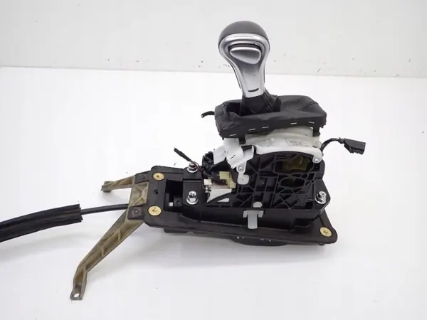 OEM 4L1713041R Vaihteenvalintalinkki Audi Q7 3.0 TDI:lle image 6