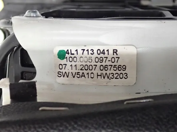 OEM 4L1713041R Vaihteenvalintalinkki Audi Q7 3.0 TDI:lle image 8