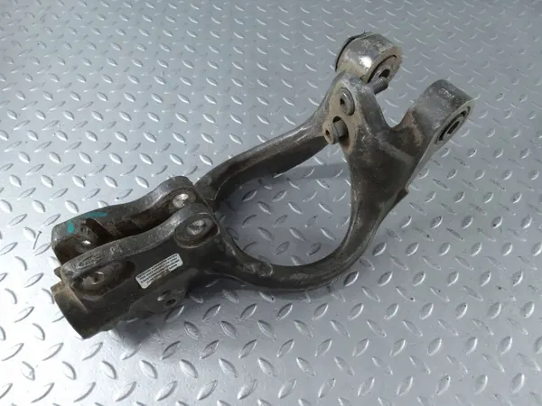 Cadillac XTS etu vasen alaiskunpidike OEM 23189140 image 2