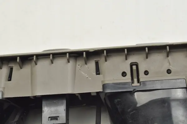 Rejilla ventilación salpicadero Volvo XC90 2004 OEM 3409400 image 10