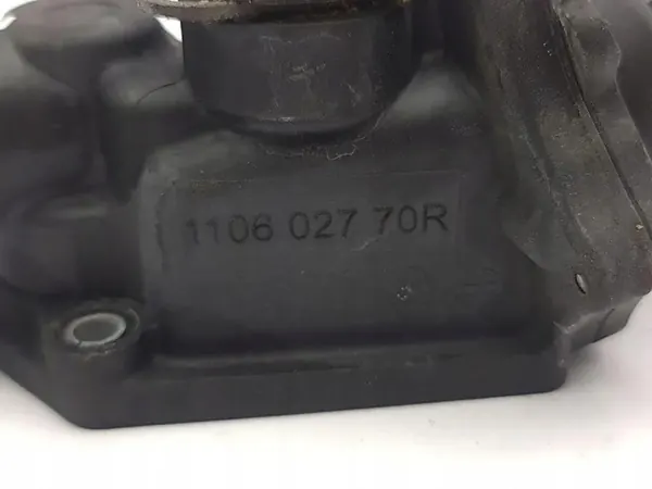 Termostato Infiniti OEM 110602770R - Pieza original usada image 8