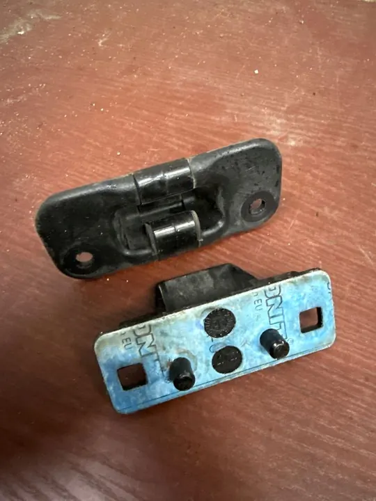 Schuifdeurhaak GENUINE Renault Master III 824440002r image 3