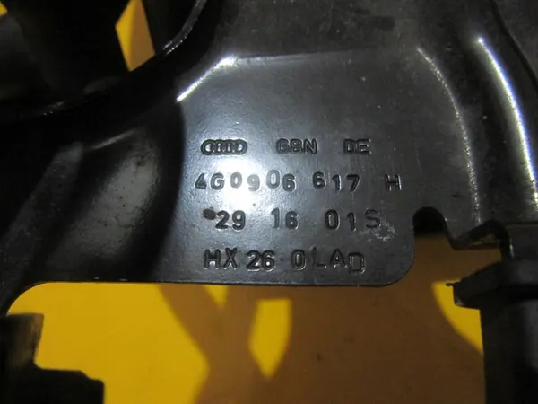 Pompe à air secondaire Audi A6 4G OEM 4G0906617H image 4