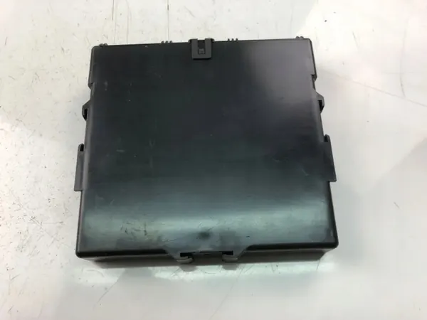 Module Confort Toyota 8998102190 pour Corolla Hatchback image 4