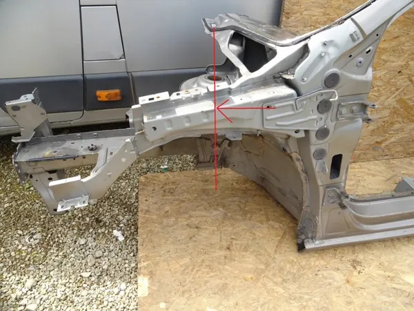 Faldón de Larguero Izquierdo CITROEN C4 II Pieza OEM image 2