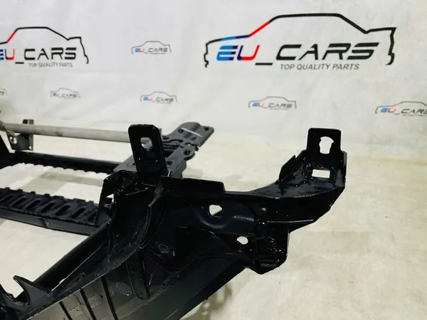 Etupuskuri Mercedes-Benz GLE Coupe A1666205901 image 9