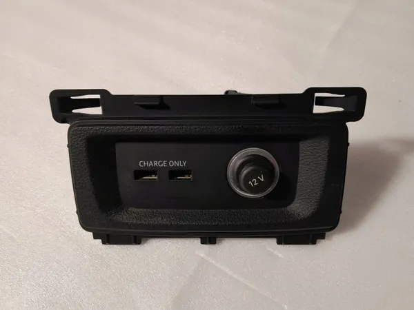 Prise USB Audi Q5 II OEM 5Q0035726L image 2