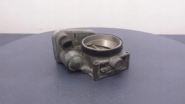 BMW E65 E66 3.6 V8 Drosselklappe 7506627 image 3