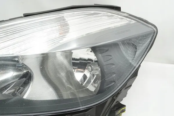Linker Koplamp Mercedes A W176 A1768203861 image 4