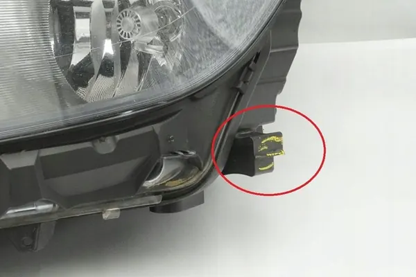 Linker Koplamp Mercedes A W176 A1768203861 image 7