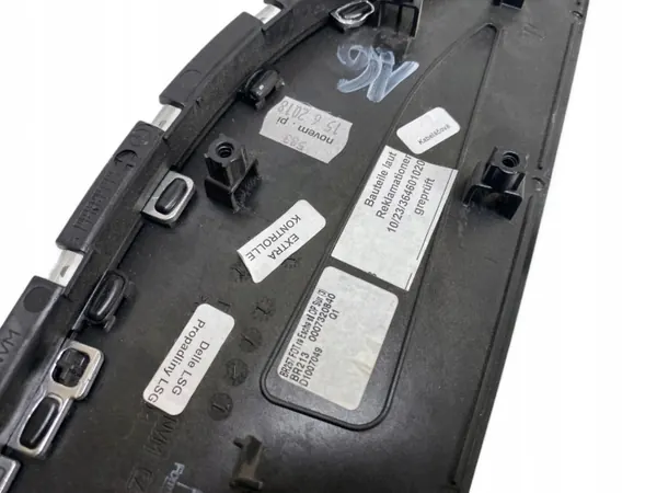 Mercedes-Benz CLS C257 bakdörrspanel OEM D1007049 image 9