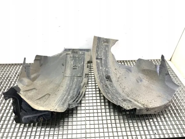 Etupyörän suojus oikea OEM A1668800605 Mercedes W166 image 2