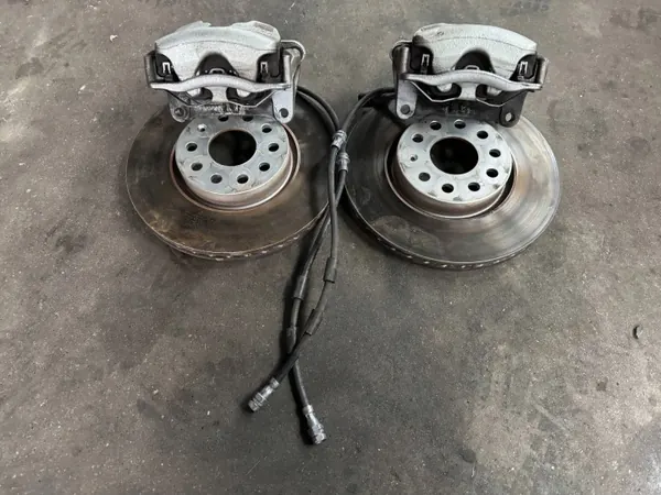 Juego de frenos delanteros Cupra Formentor OEM 5WA615301B image 2