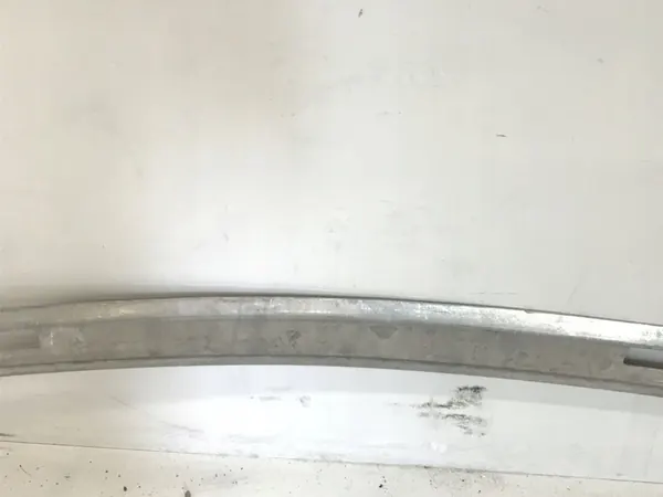 Tesla Model Y Etu Alapalkki image 3