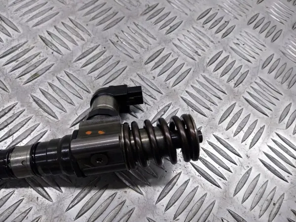 VW 03G1300735 OEM pesupumppu Passat B6 image 3