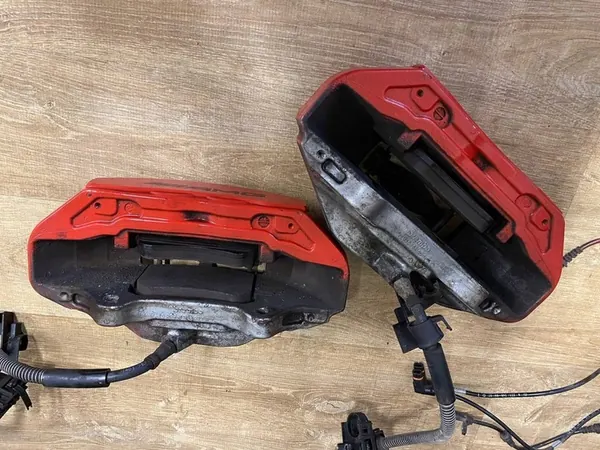 MERCEDES SL W231 R231 AMG Remklauwen Set image 5