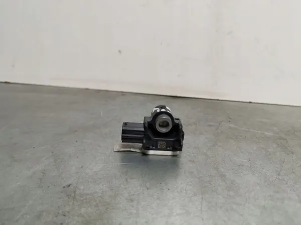 Infiniti Q50 Airbag-sensor OEM FBZ7688 - Begagnad image 2