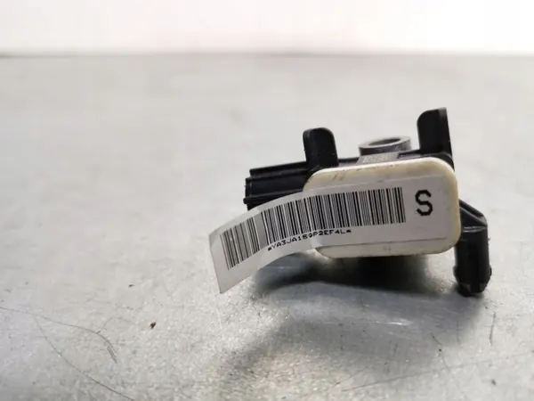 Infiniti Q50 Airbag-sensor OEM FBZ7688 - Begagnad image 4