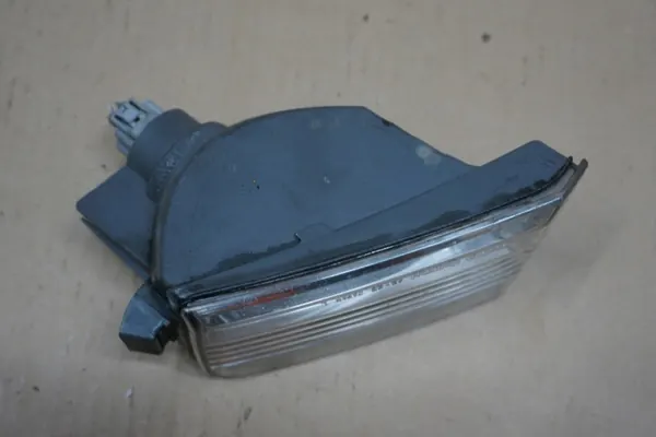 RAV4 II Vänster framblinkers OEM 00-05 - Begagnad image 10