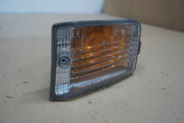 RAV4 II Vänster framblinkers OEM 00-05 - Begagnad image 3
