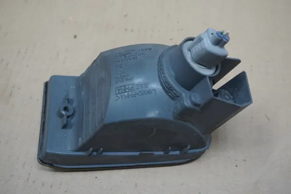 RAV4 II Vänster framblinkers OEM 00-05 - Begagnad image 7