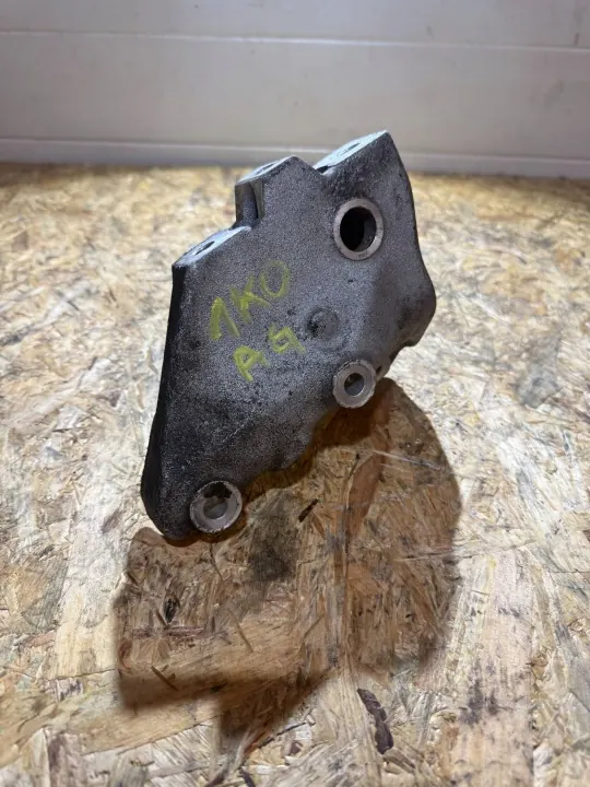 Volkswagen OE 1K0199117AG Support Boîte Utilisé image 4