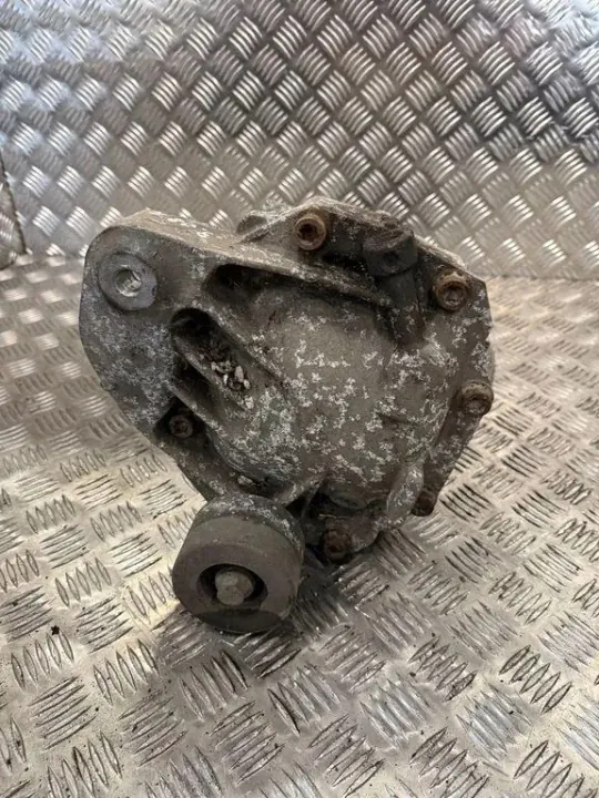 Rear Differential BMW 5 Touring F11 7584444 image 3