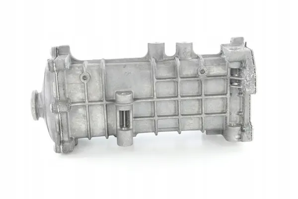 Iveco EGR Pakokaasujäähdytin image 10
