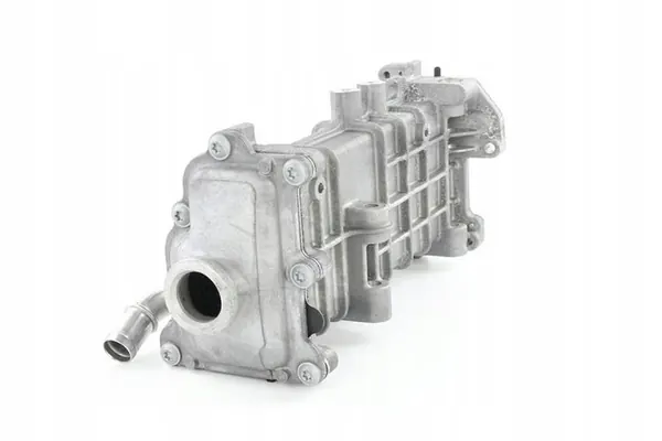 Iveco EGR Pakokaasujäähdytin image 8