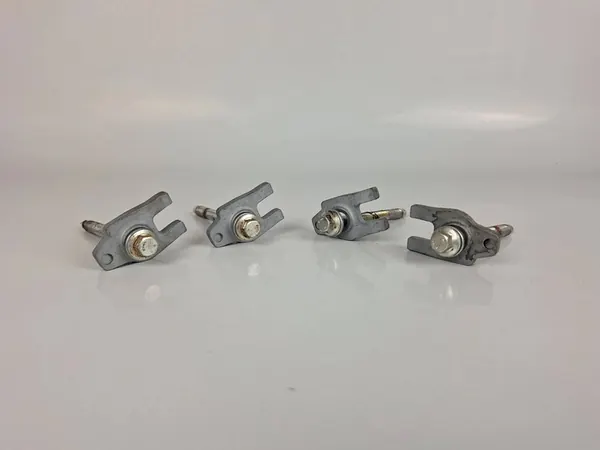 Rail de montage d'injecteurs de gaz Renault Trafic III 2018 OEM H8201055367 image 2