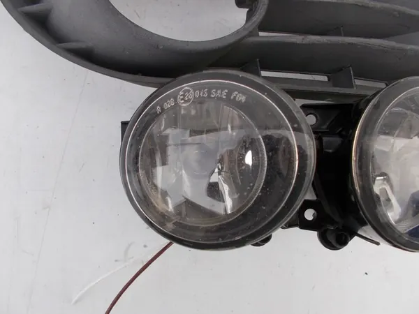 Faróis de Neblina Halógenos VW Golf V + Plus Esquerdo Direito 5M0853665C image 2