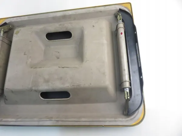 Toit Ouvrant Cabine Scania OEM 1721364 - État Utilisé image 3