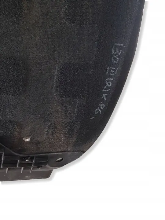 Hyundai i30 2023 Para-lamas Traseiro Esquerdo OEM 86821G4500 image 4