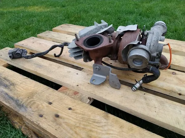 Turbo Renault Dacia Nissan 1.5 DCI image 2