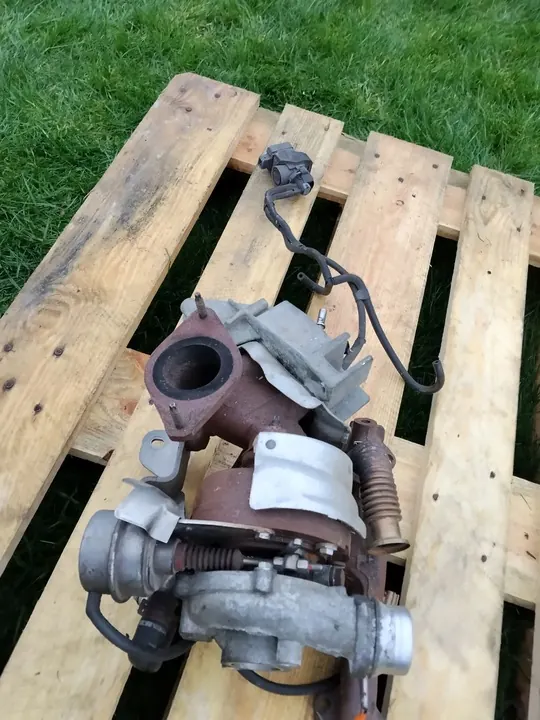 Turbo Renault Dacia Nissan 1.5 DCI image 3